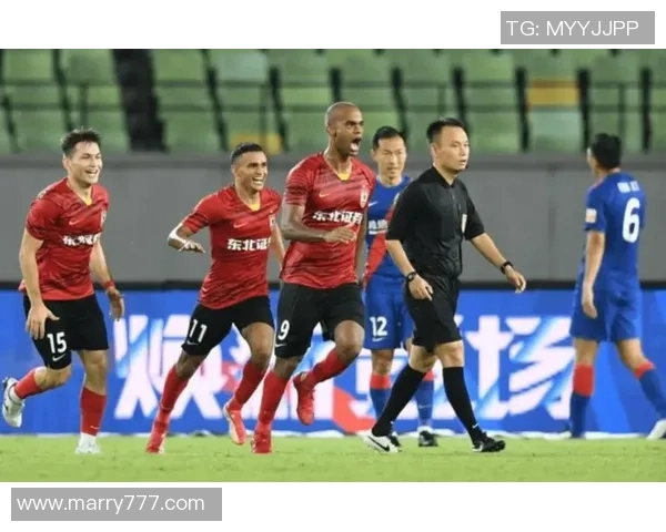 南京排球队以87分领跑精英赛积分榜展现强劲实力和竞争优势